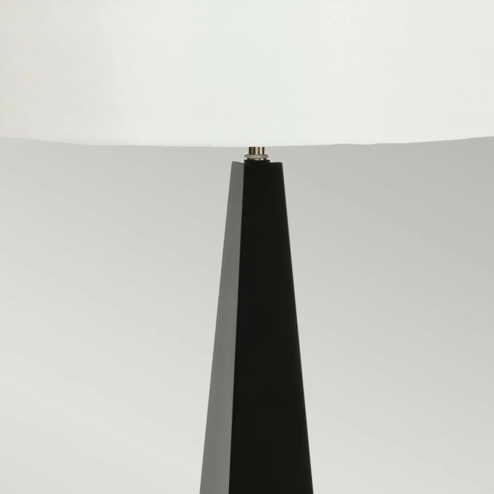 Sklep Kaja Biało-czarna lampa stołowa do salonu ASCENT-TL-BLK-W z serii ASCENT* Lampki Stołowe Z Abażurem|Tradycyjne Lampki Stołowe