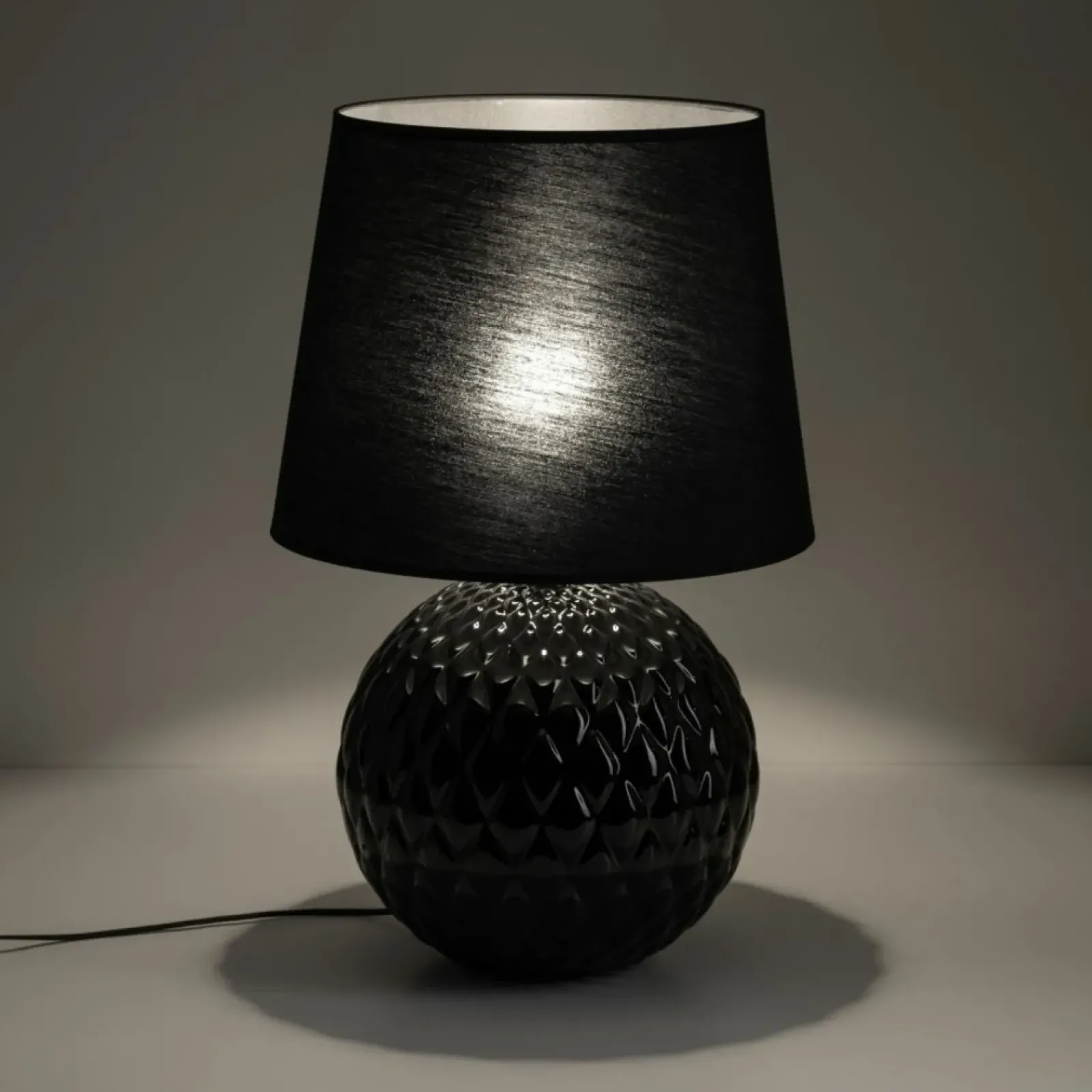 Sklep Kaja Czarna lampka na szafkę nocną TK 16047 SANTANA BLACK | Kaja* Lampki Stołowe Z Abażurem|Nowoczesne Lampki Stołowe