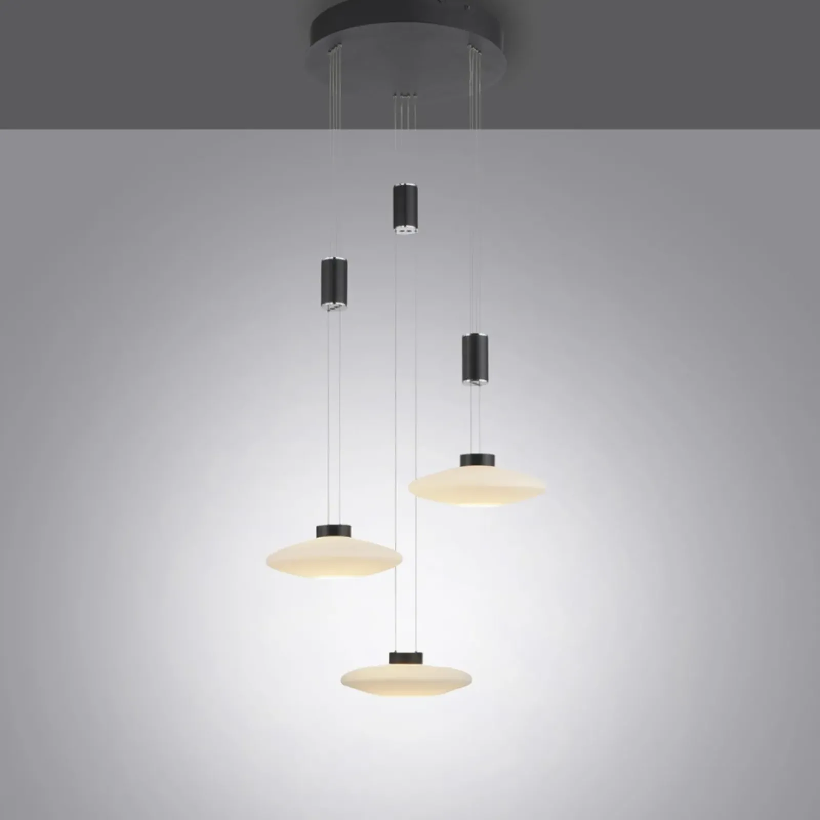 Sklep Kaja Czarna wisząca lampa LED 1800LM, 3000K 2082-18 z serii LAUTADA | Kaja czarny Discount