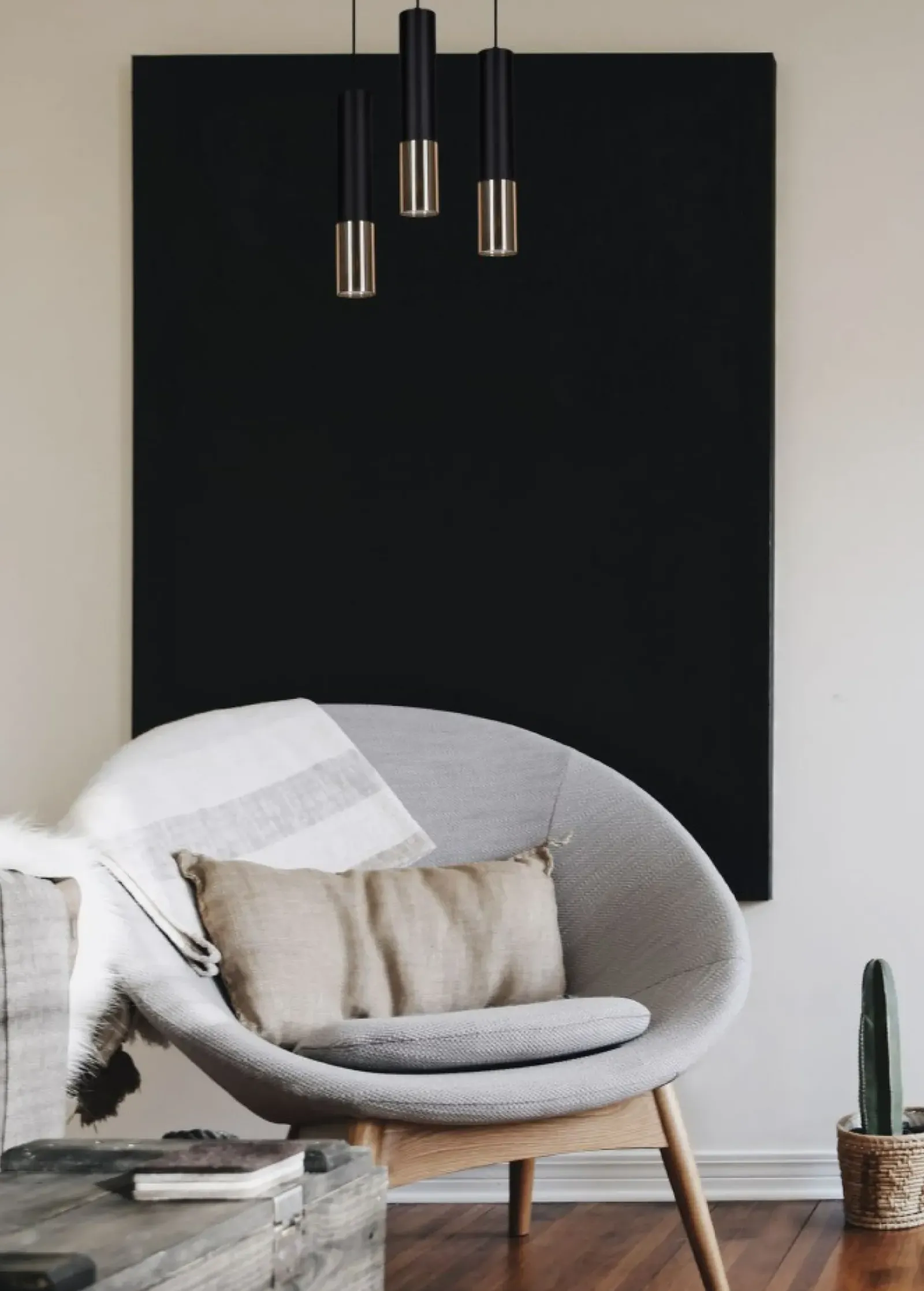 Sklep Kaja Czarno-złota, minimalistyczna lampa K-4872 ASTINA | Kaja Oświetlenie New