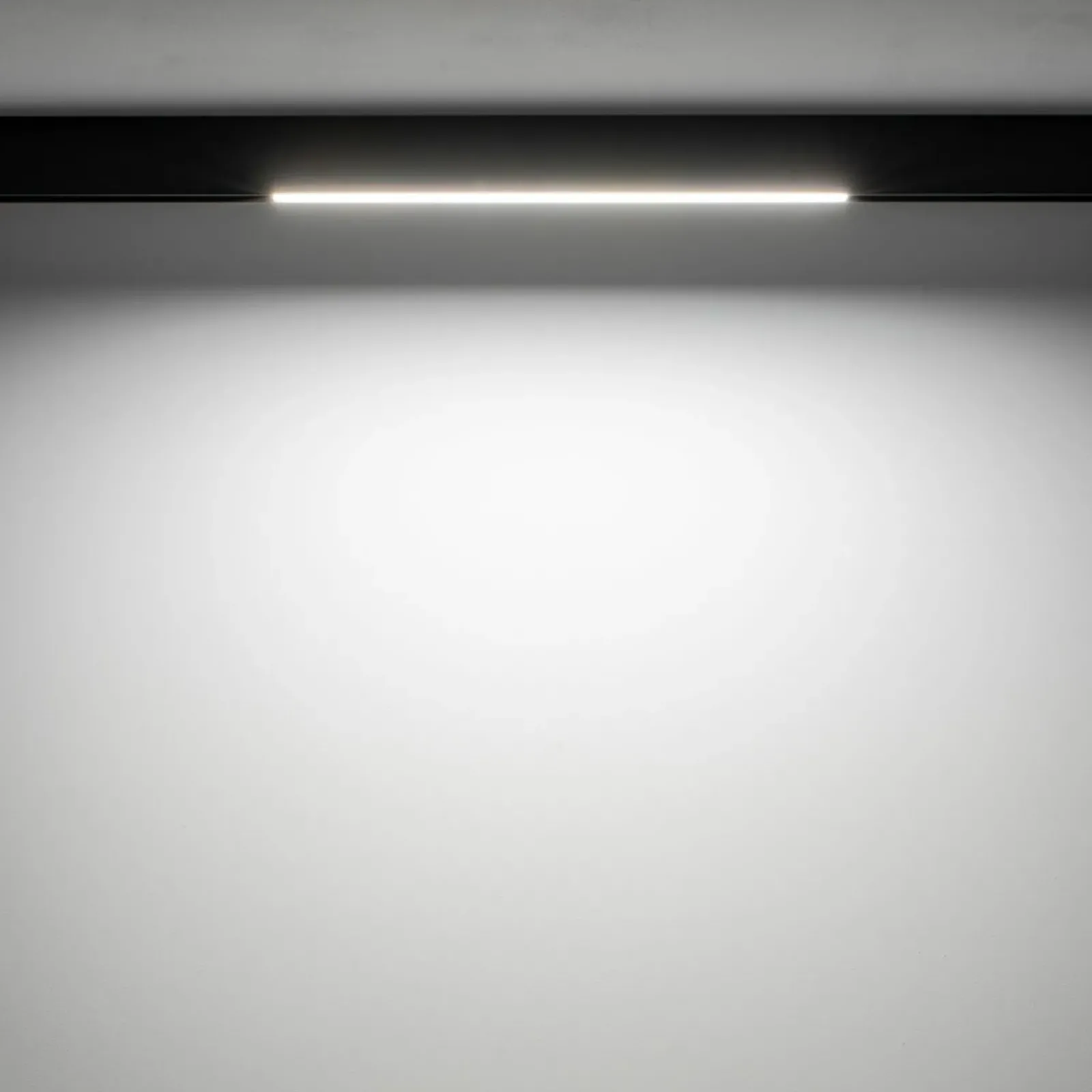 Sklep Kaja Długi reflektor do szyny magnetycznej 1F 10650 LVM LINE LED | Kaja* Szynoprzewody Podtynkowe|Szynoprzewody Natynkowe