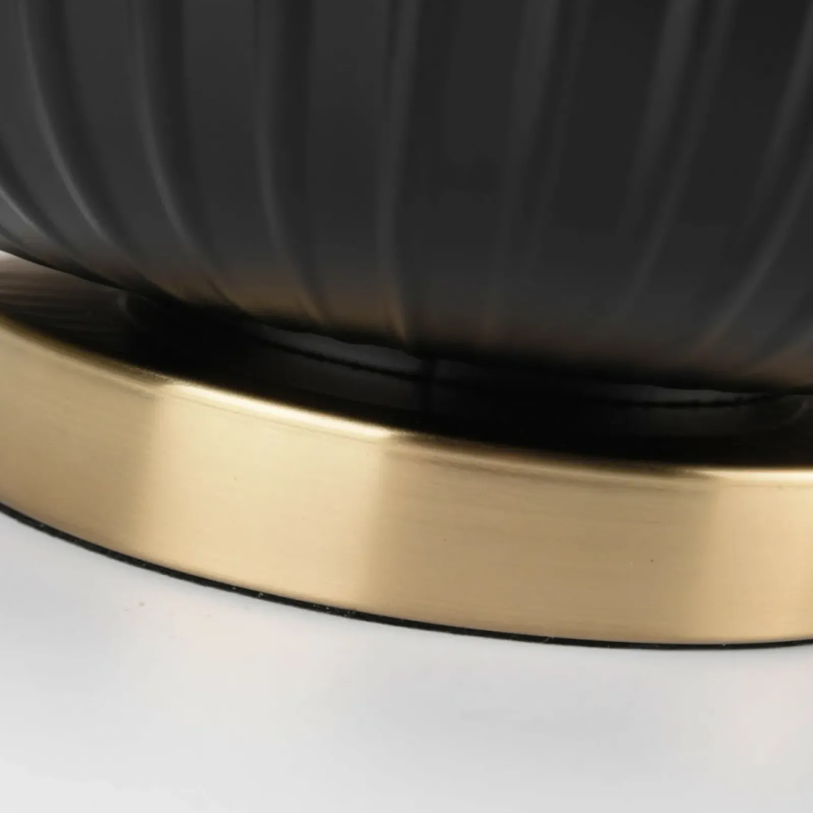 Sklep Kaja Elegancka, czarno-złota lampka stołowa LP-1515/1T SMALL z serii TAMIZA* Lampki Stołowe Z Abażurem|Nowoczesne Lampki Stołowe