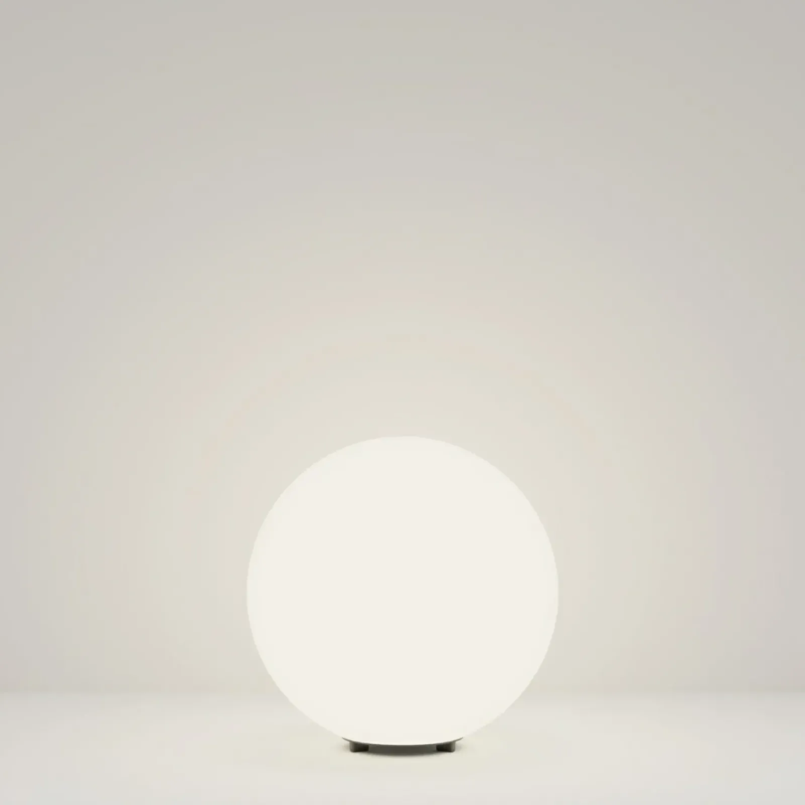 Sklep Kaja Kulista lampa ogrodowa stojąca ⌀30cm O594FL-01W z serii ERDA | Kaja* Lampy Ogrodowe Stojące