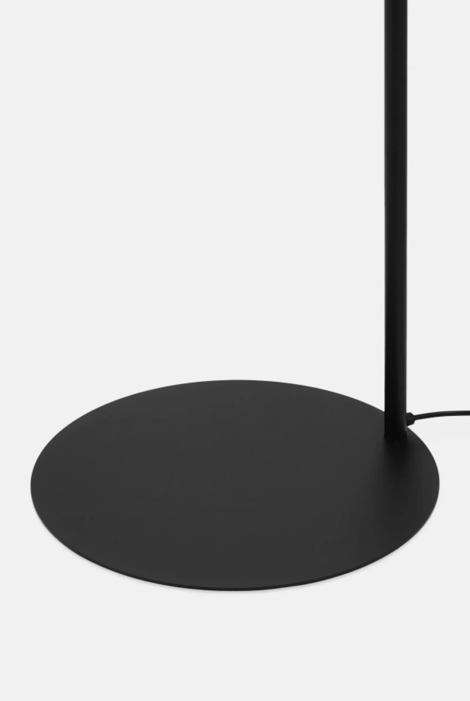 Sklep Kaja Lampa podłogowa z czarno-białym abażurem, do salonu K-5295 z serii VEGA* Lampy Podłogowe Z Abażurem|Tradycyjne Lampy Podłogowe