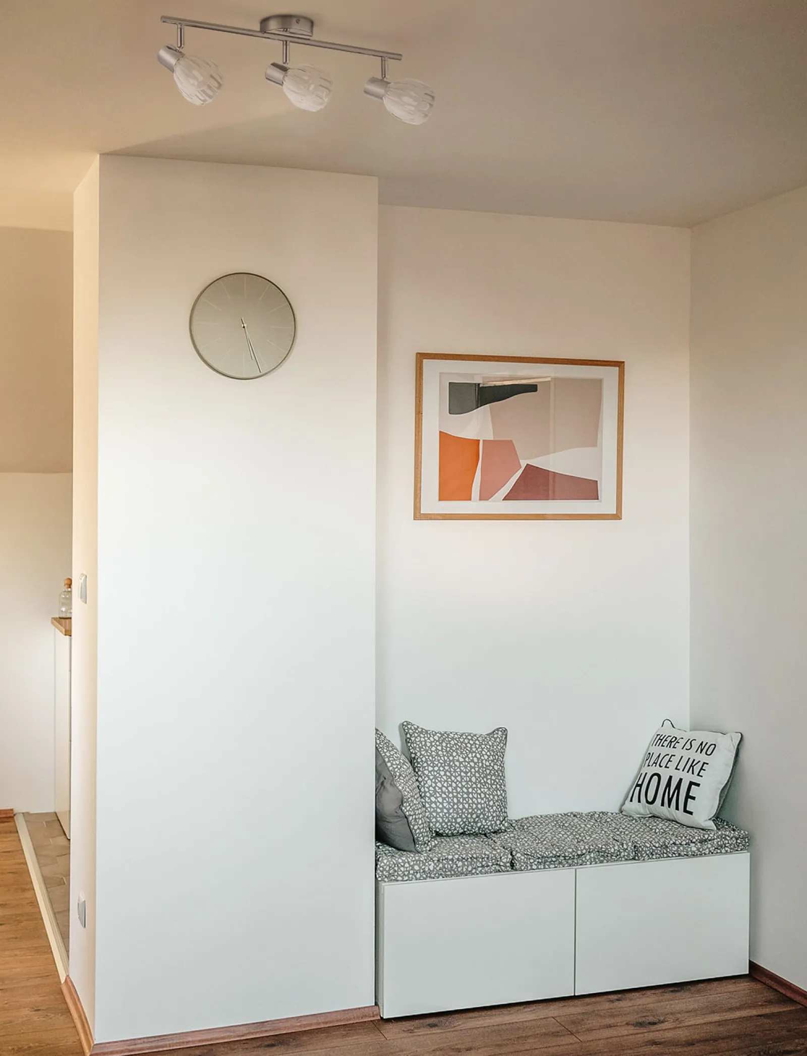 Sklep Kaja Lampa sufitowa z reflektorami na listwie K-8001/3 EMBO | Kaja* Reflektory Sufitowe Podłużne - Na Listwie