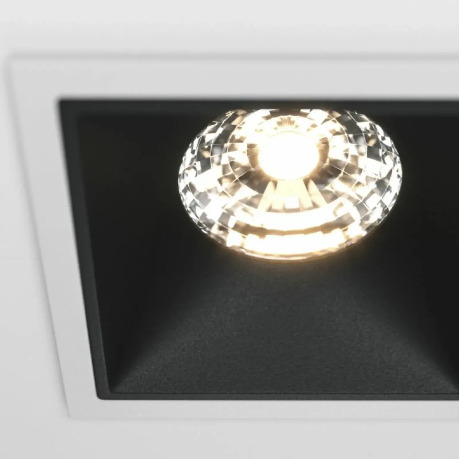 Sklep Kaja Ledowe oczka do holu 3000K DL043-02-15W3K-SQ-WB z serii ALFA LED* Lampy Led|Oprawy Podtynkowe