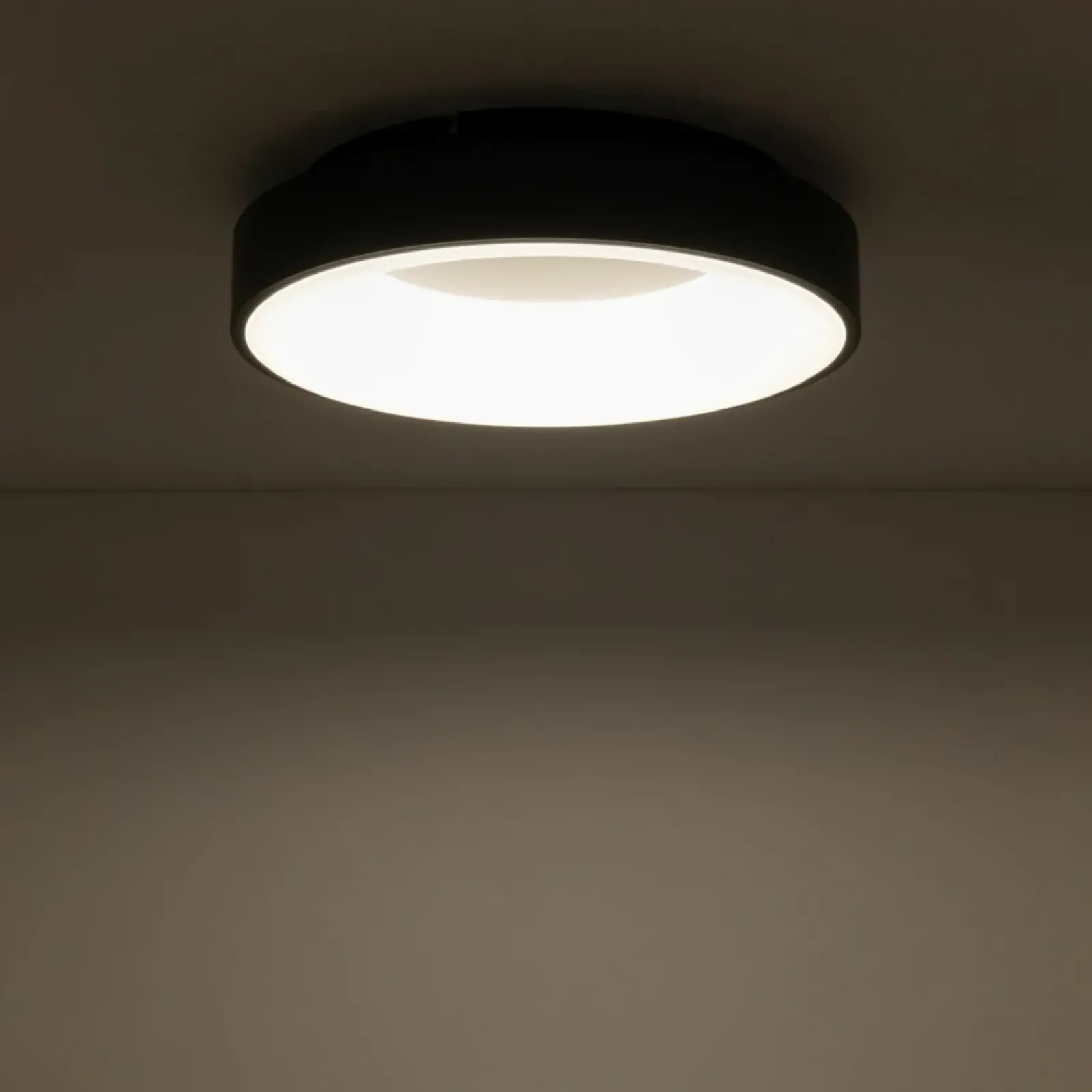 Sklep Kaja Ledowy plafon na bazie koła ⌀38cm 3000K 11206 NIKKI LED | Kaja* Lampy Led|Plafony Nowoczesne