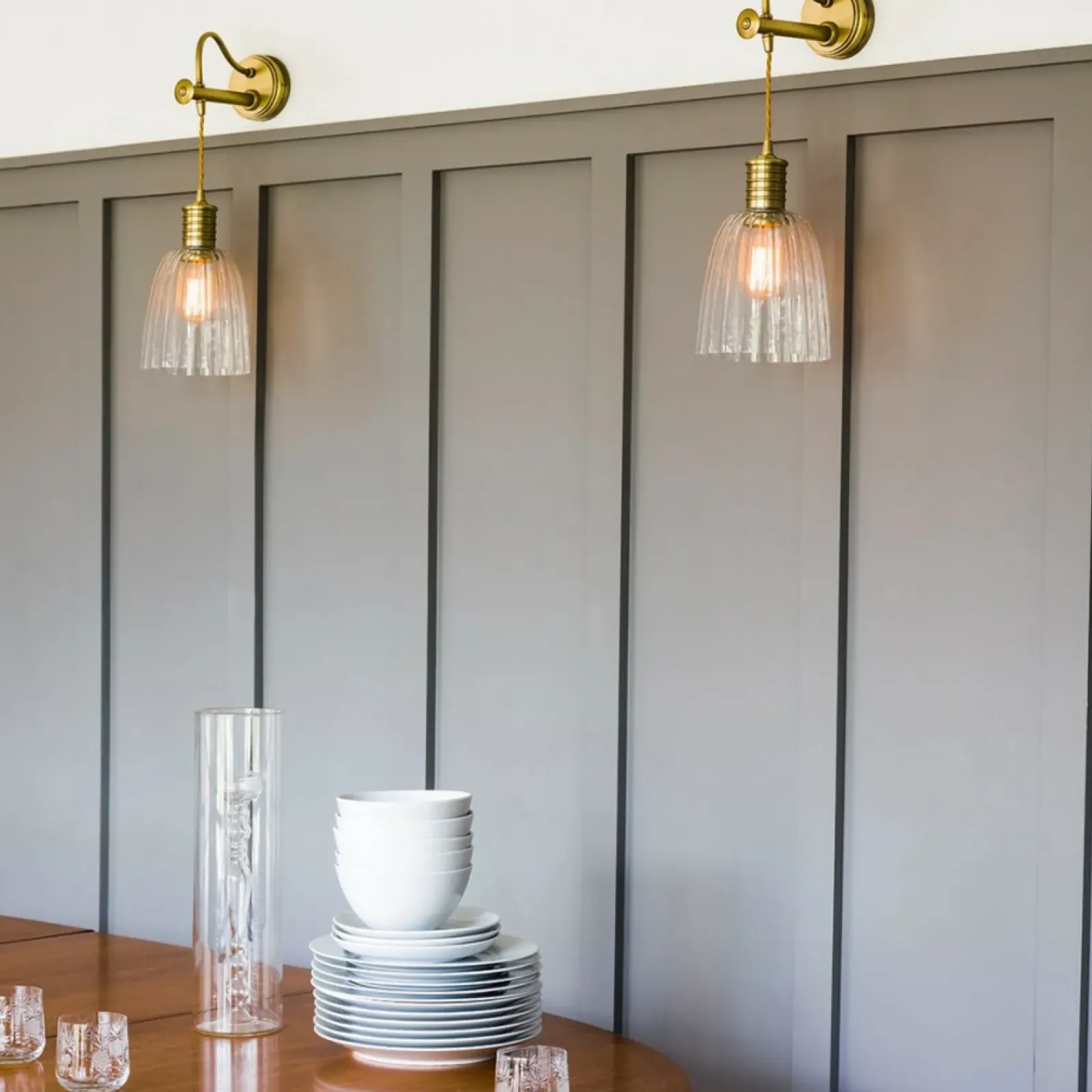Sklep Kaja Mosiężny kinkiet ścienny z kloszem DOUILLE1-AB z serii DOUILLE* Kinkiety Tradycyjne