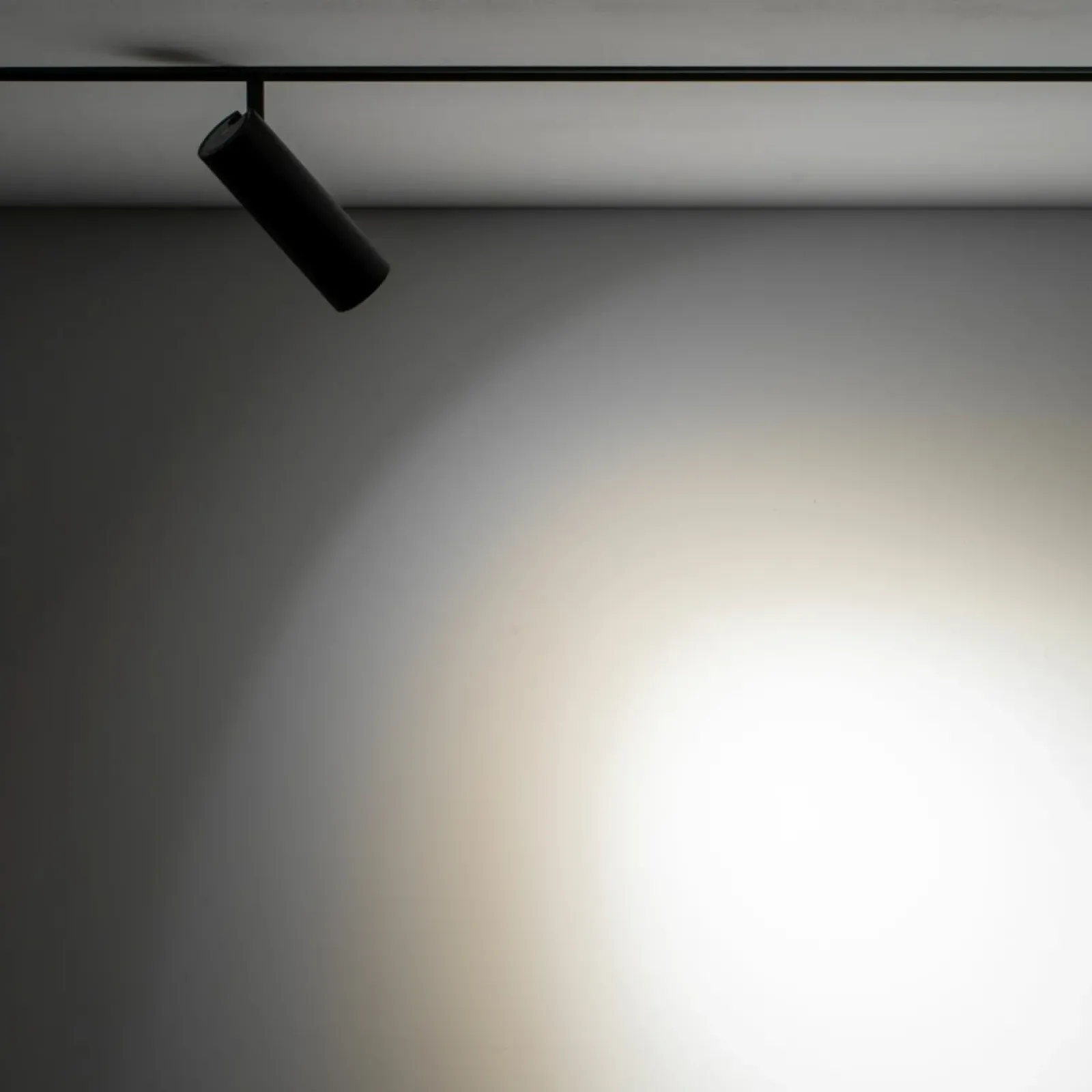 Sklep Kaja Reflektor do szyny magnetycznej 1F 10656 LVM SPOT LED | Kaja* Szynoprzewody Natynkowe|Szynoprzewody Podtynkowe