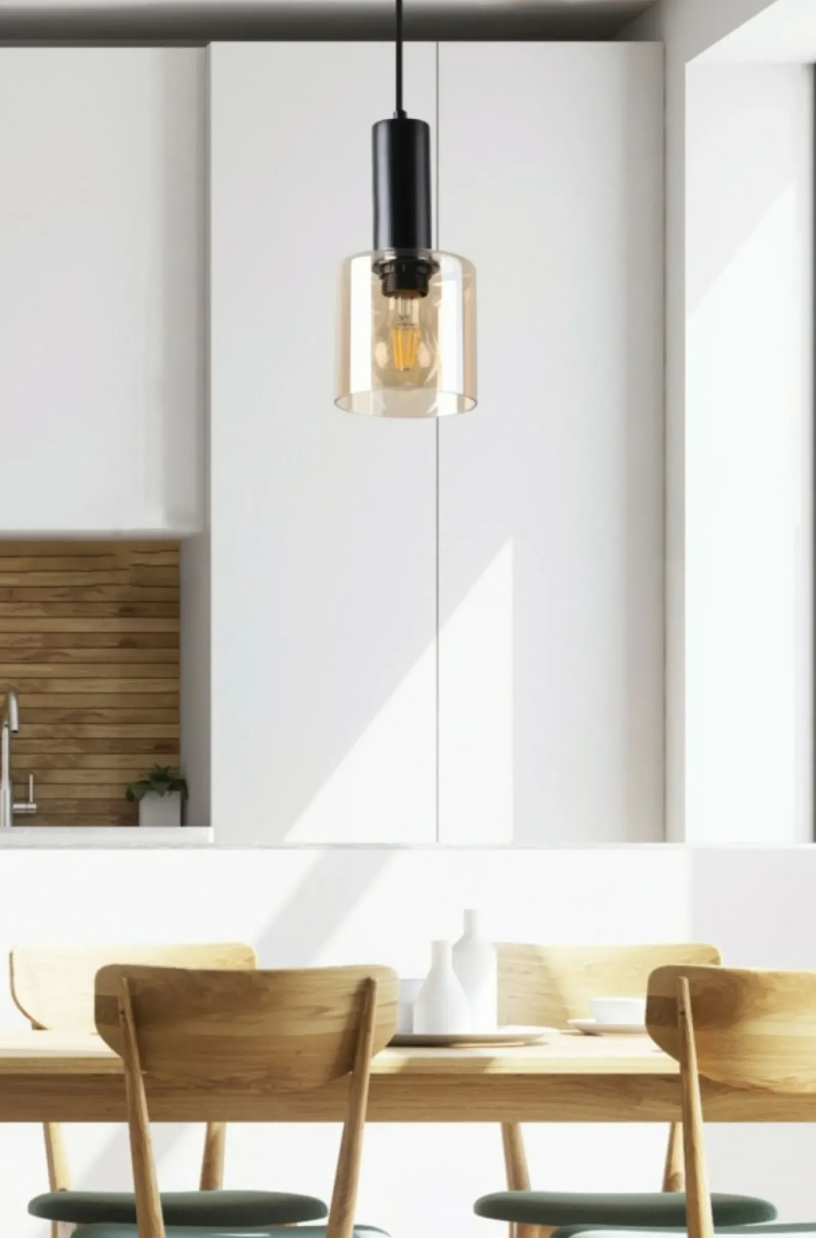 Sklep Kaja Smukła lampa wisząca z bursztynowym kloszem 31-21298 ISAR | Kaja Outlet