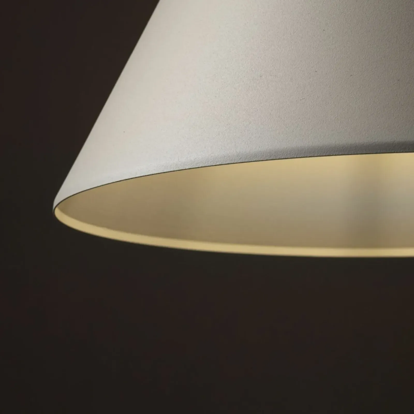 Sklep Kaja Stożkowa, beżowa lampa do kuchni ⌀32cm TK 10056 CONO | Kaja Fashion