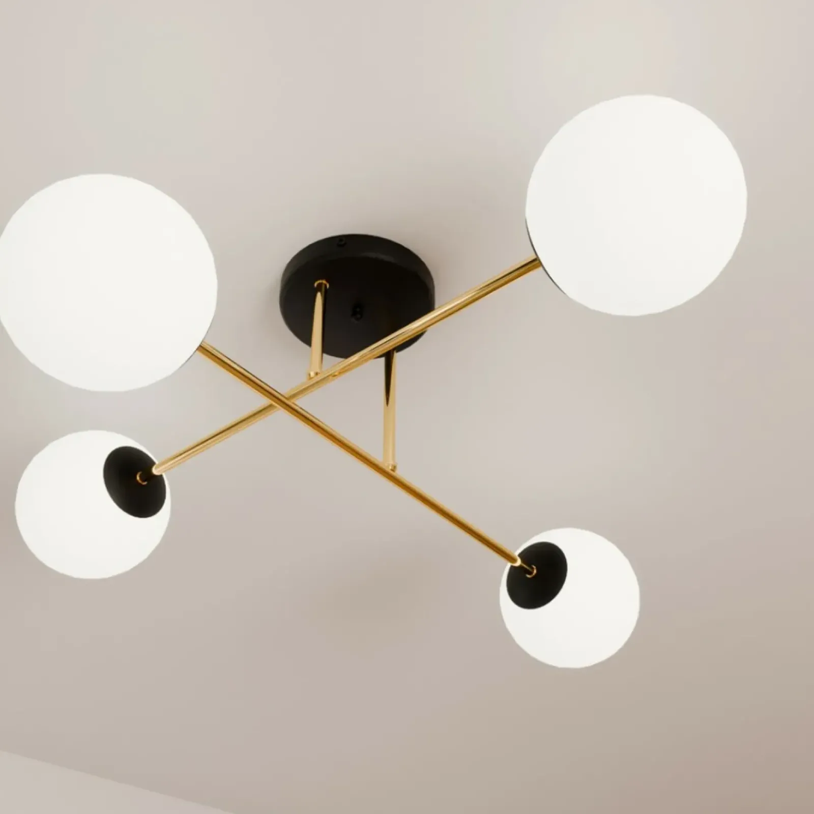 Sklep Kaja Stylowa lampa sufitowa do przytulnej sypialni 1233/4 z serii MAGNUM Best