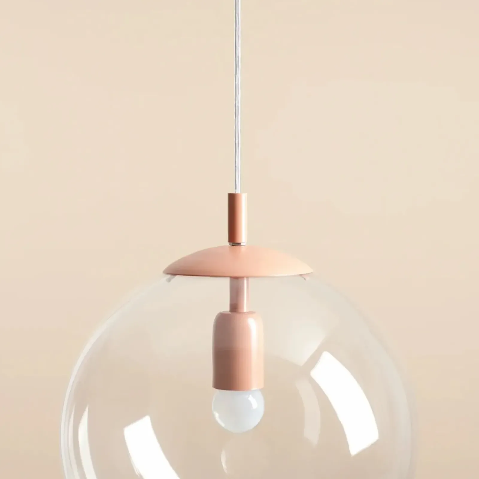 Sklep Kaja Stylowa lampa wisząca do przytulnej sypialni 562G11 z serii GLOBE Zadzwońporabattel.783200183(8-16)/mailsklep@kaja.com.pl Shop