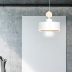 Sklep Kaja Tradycyjna lampa wisząca z ozdobnym elementem 583/1 | Kaja Oświetlenie biały Store