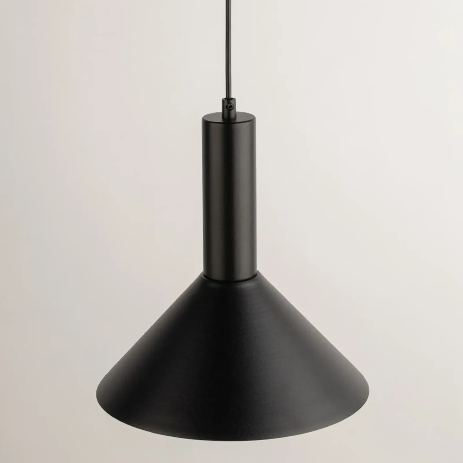 Sklep Kaja Wyjątkowa, czarna lampa wisząca do kuchni SIG 40810 z serii VITRUM czarny Discount
