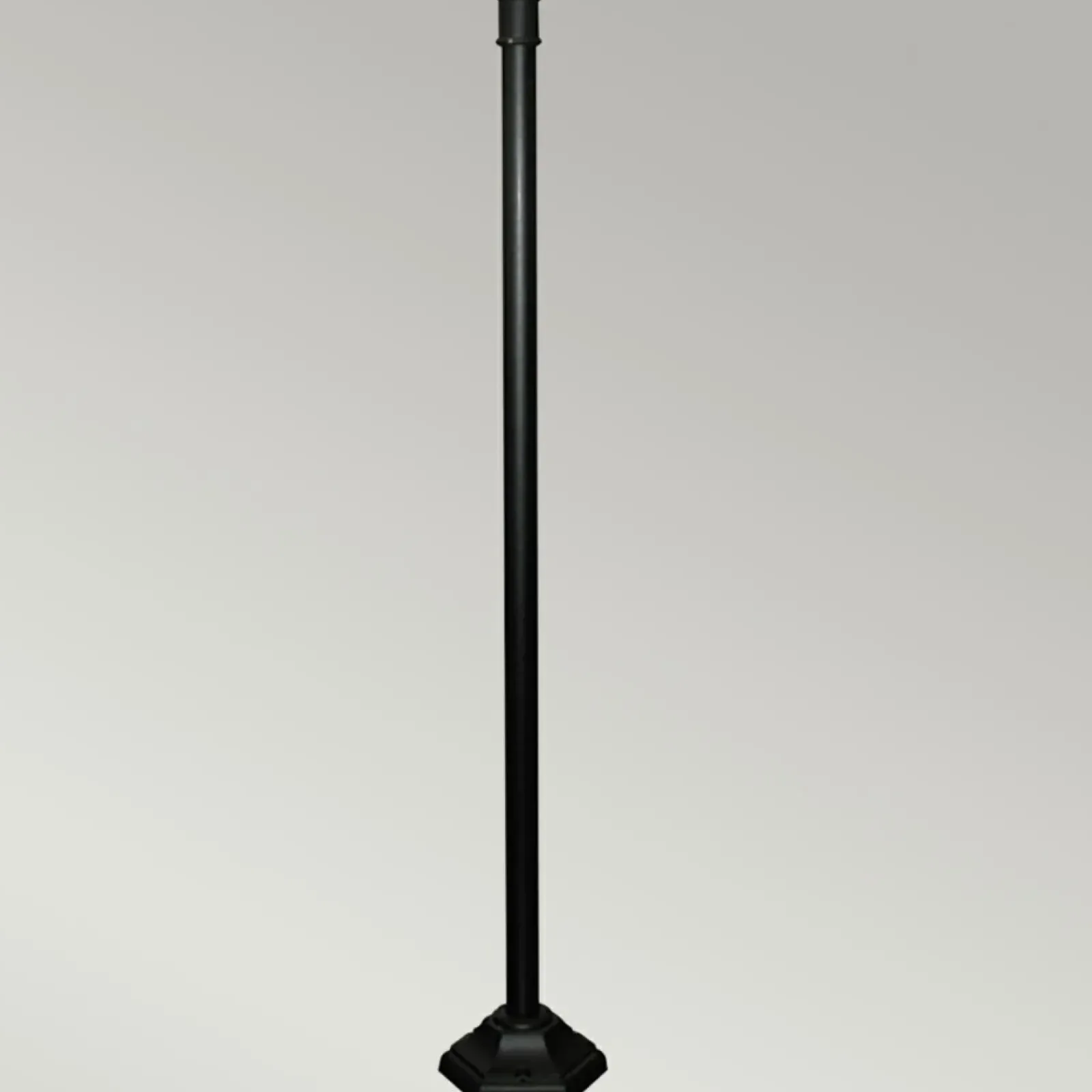 Sklep Kaja Wysoka lampa ogrodowa, czarna GLENBEIGH-POST z serii GLENBEIGH* Lampy Ogrodowe Stojące